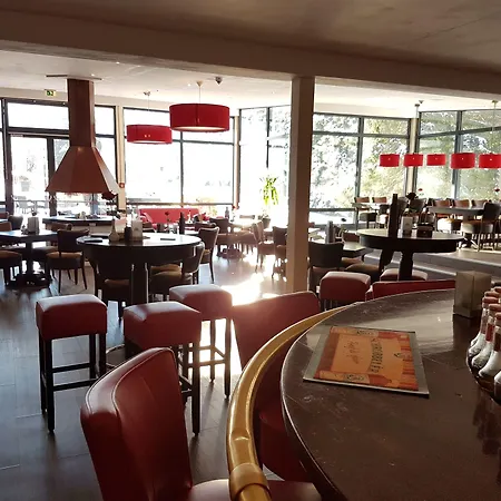 فندق Hotel Winterberg Resort 3*