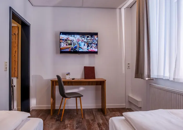 فندق Hotel Winterberg Resort 3*